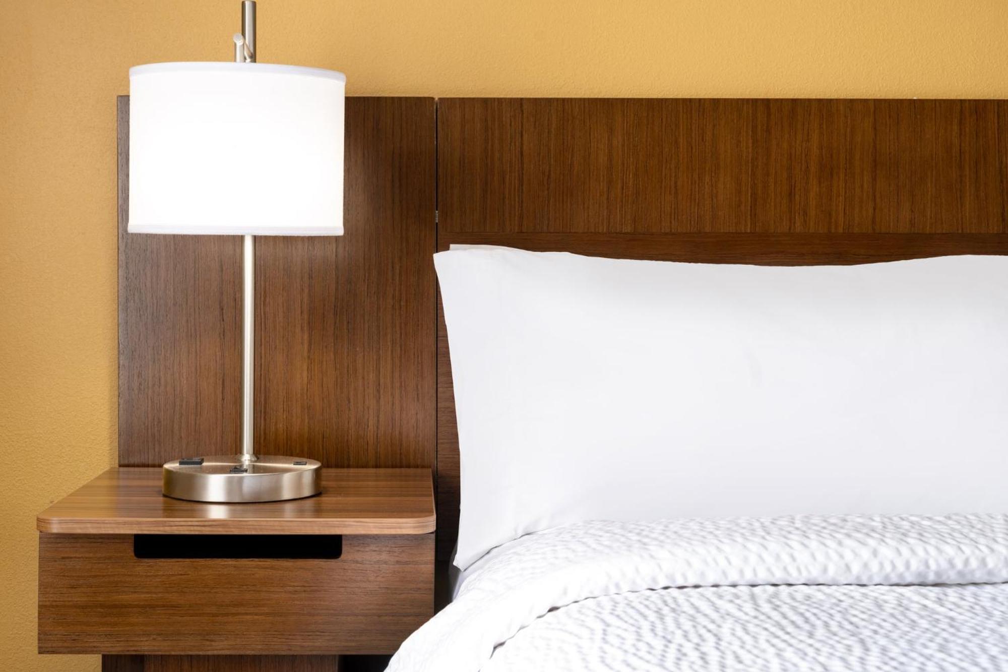 Garner Hotel By Ihg Phoenix - Surprise Exterior foto