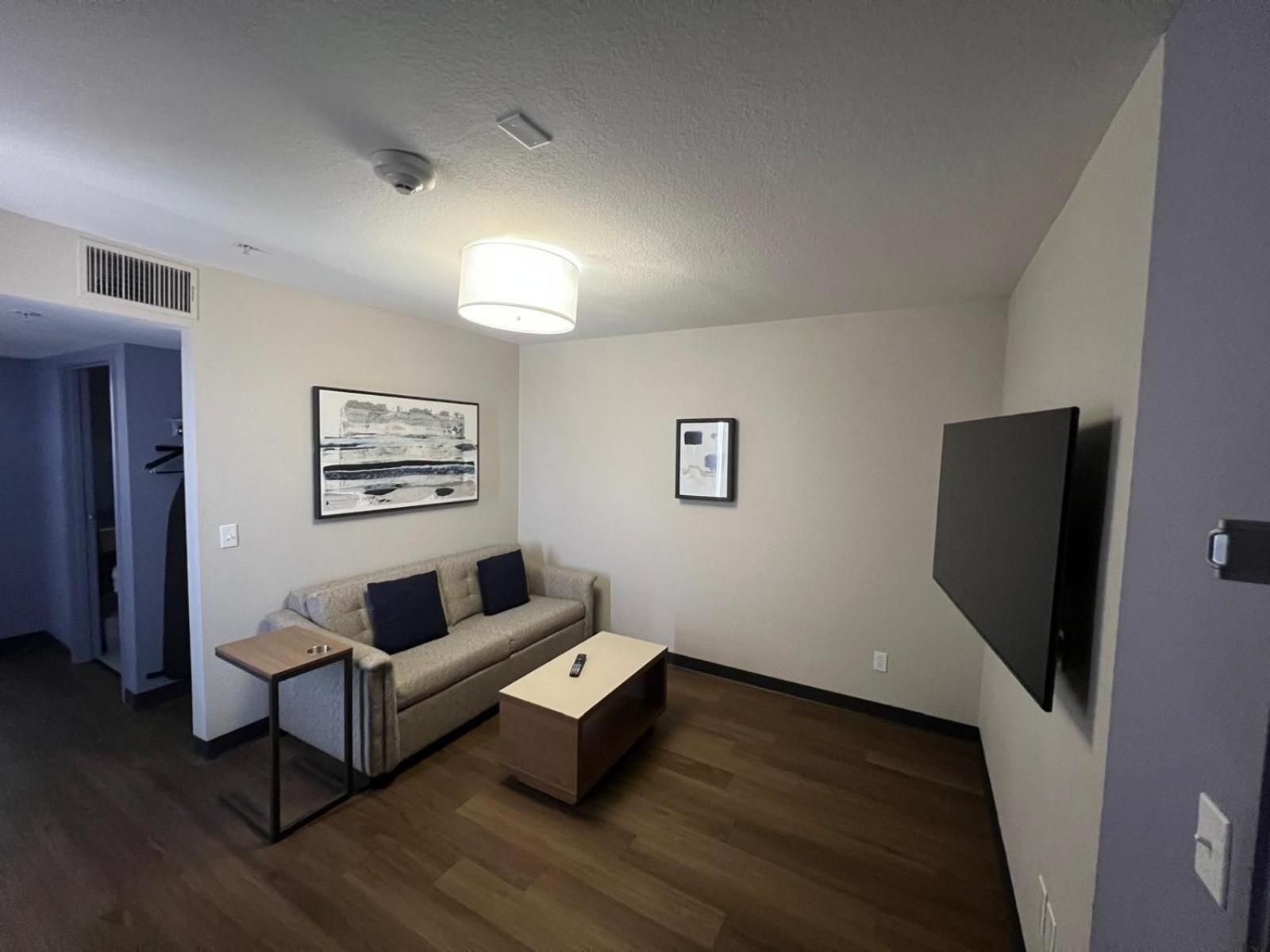 Garner Hotel By Ihg Phoenix - Surprise Exterior foto