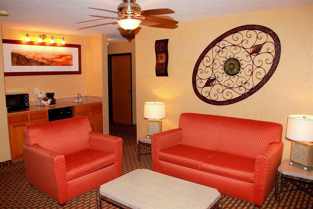 Garner Hotel By Ihg Phoenix - Surprise Exterior foto